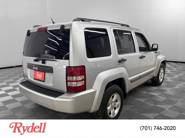 2012 Jeep Liberty — detail view