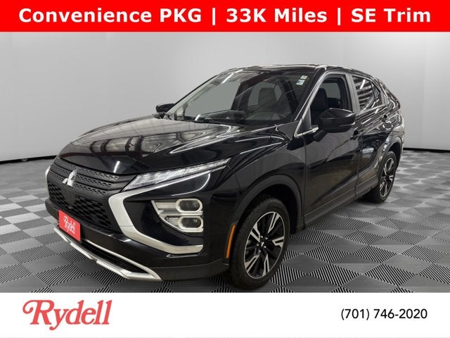 2025 Mitsubishi Eclipse Cross SE in Labrador Black Pearl — front three-quarter view
