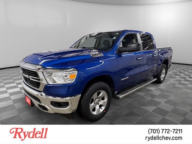 2019 RAM 1500 Big Horn/Lone Star in Blue Streak Pearlcoat — front three-quarter view