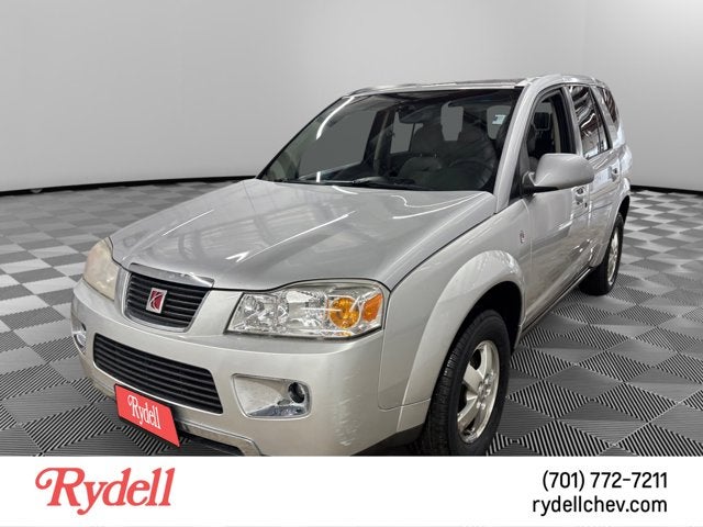 2007 Saturn VUE V6 in Silver Nickel — front three-quarter view